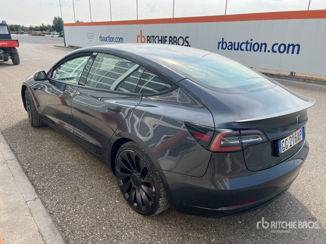 2021 Tesla Model 3 3 PERFORMANCE DUAL MOTOR 4WD Automobile - 차량 : 사진 3 2021 Tesla Model 3 3 PERFORMANCE DUAL MOTOR 4WD Automobile - 차량 : 사진 3