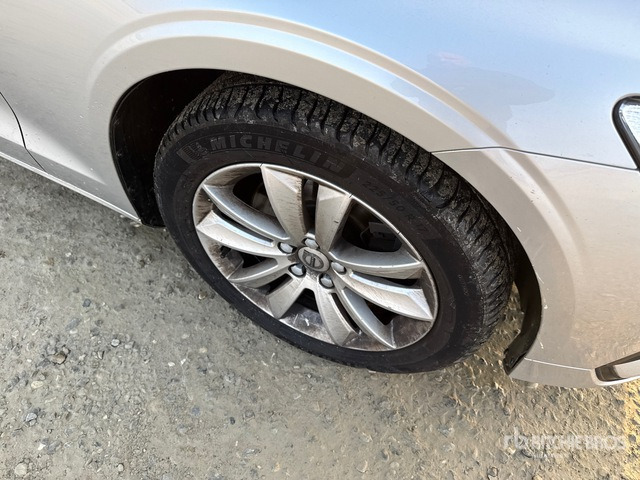 2021 Volvo V60 SW B4 D AUTOM. MOMENTUM BUSINESS Station Wagon - 스테이션 왜건 : 사진 5 2021 Volvo V60 SW B4 D AUTOM. MOMENTUM BUSINESS Station Wagon - 스테이션 왜건 : 사진 5