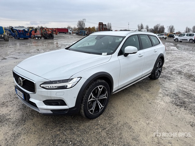 2021 Volvo V90 CROSS COUNTRY SW B4 D AUTO CC P ... Station Wagon - 스테이션 왜건 : 사진 1 2021 Volvo V90 CROSS COUNTRY SW B4 D AUTO CC P ... Station Wagon - 스테이션 왜건 : 사진 1