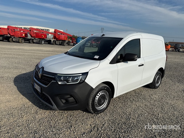 2022 Renault Kangoo EDITION ONE BLUE DCI 115 Van Truck - 소형 밴 : 사진 2 2022 Renault Kangoo EDITION ONE BLUE DCI 115 Van Truck - 소형 밴 : 사진 2
