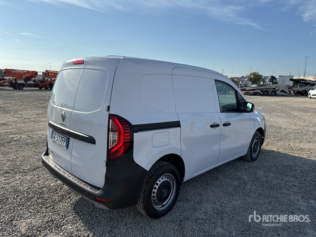 2022 Renault Kangoo EDITION ONE BLUE DCI 115 Van Truck - 소형 밴 : 사진 3 2022 Renault Kangoo EDITION ONE BLUE DCI 115 Van Truck - 소형 밴 : 사진 3