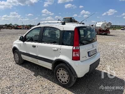 FIAT PANDA 4x4 - 차량 : 사진 2 FIAT PANDA 4x4 - 차량 : 사진 2