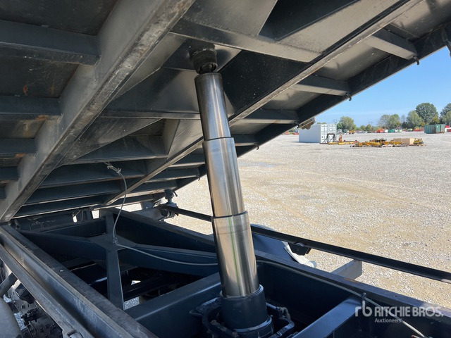 Iveco Eurocargo 140E18 Autocarro ribaltabile - 덤프트럭 : 사진 4 Iveco Eurocargo 140E18 Autocarro ribaltabile - 덤프트럭 : 사진 4