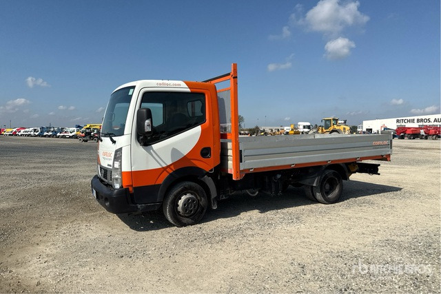 Nissan Cabstar NT400 Autocarro cassone fisso - 드롭사이드/ 플랫베드 트럭 : 사진 2 Nissan Cabstar NT400 Autocarro cassone fisso - 드롭사이드/ 플랫베드 트럭 : 사진 2