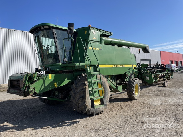 1998 John Deere CTS Moissonneuse Batteuse Combine Harvester - 목초수확기 : 사진 1 1998 John Deere CTS Moissonneuse Batteuse Combine Harvester - 목초수확기 : 사진 1