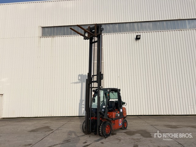 2000 Nissan 30 3000 kg Chariot Elevateur Forklift - 지게차 : 사진 1 2000 Nissan 30 3000 kg Chariot Elevateur Forklift - 지게차 : 사진 1