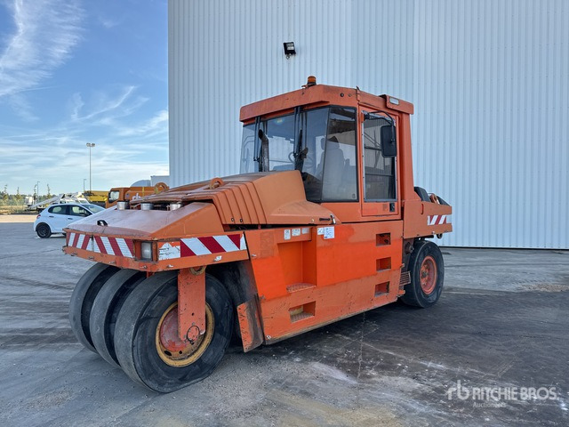 2001 Cat PS-300B 7 Wheel Compacteur Pneumatique ... Pneumatic Roller - 공압 롤러 : 사진 2 2001 Cat PS-300B 7 Wheel Compacteur Pneumatique ... Pneumatic Roller - 공압 롤러 : 사진 2