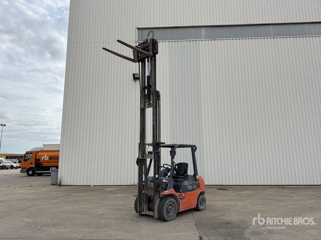 2002 Toyota 02-7FDF25 2500 kg Chariot Elevateur Forklift - 지게차 : 사진 3 2002 Toyota 02-7FDF25 2500 kg Chariot Elevateur Forklift - 지게차 : 사진 3