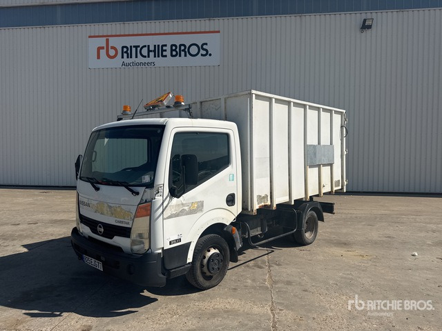 2007 Nissan Cabstar 35.11 4x2 Camion Benne Dump Truck: Light Duty - 덤프트럭 : 사진 2 2007 Nissan Cabstar 35.11 4x2 Camion Benne Dump Truck: Light Duty - 덤프트럭 : 사진 2