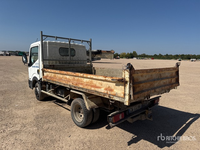 2008 Nissan Cabstar 35.13 Camion Benne (Inoperable) Dump Truck: Light Duty - 덤프트럭 : 사진 4 2008 Nissan Cabstar 35.13 Camion Benne (Inoperable) Dump Truck: Light Duty - 덤프트럭 : 사진 4