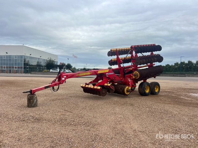 2009 Vaderstad Carrier 650 6.5 m Semi-Mount Dechaumeur A D ... Disc Harrow - 체인 해로 : 사진 2 2009 Vaderstad Carrier 650 6.5 m Semi-Mount Dechaumeur A D ... Disc Harrow - 체인 해로 : 사진 2