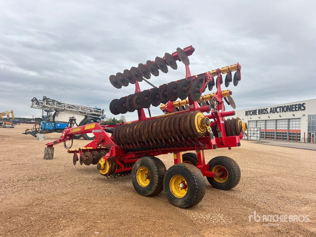 2009 Vaderstad Carrier 650 6.5 m Semi-Mount Dechaumeur A D ... Disc Harrow - 체인 해로 : 사진 4 2009 Vaderstad Carrier 650 6.5 m Semi-Mount Dechaumeur A D ... Disc Harrow - 체인 해로 : 사진 4