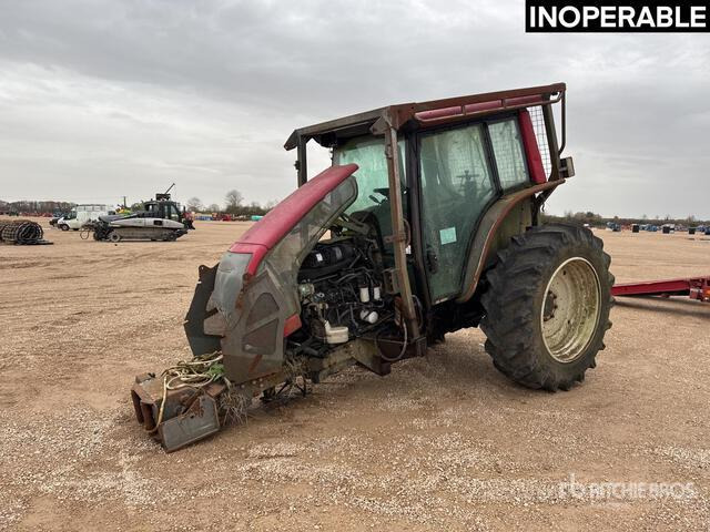 2009 Valtra N101 Tracteur Agricole (Inoperable) 4WD Tractor - 장궤형 트랙터 : 사진 2 2009 Valtra N101 Tracteur Agricole (Inoperable) 4WD Tractor - 장궤형 트랙터 : 사진 2
