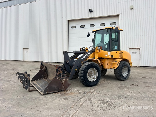 2009 Volvo L30B-Z Chargeuse Sur Pneus Wheel Loader - 휠 로더 : 사진 1 2009 Volvo L30B-Z Chargeuse Sur Pneus Wheel Loader - 휠 로더 : 사진 1