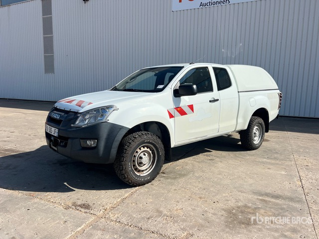 2013 Isuzu D-Max 4x4 Crew Cab Pickup - 픽업트럭 : 사진 2 2013 Isuzu D-Max 4x4 Crew Cab Pickup - 픽업트럭 : 사진 2