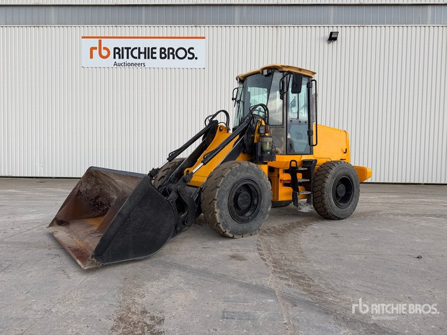 2013 JCB 411 Chargeuse Sur Pneus Wheel Loader - 휠 로더 : 사진 2 2013 JCB 411 Chargeuse Sur Pneus Wheel Loader - 휠 로더 : 사진 2