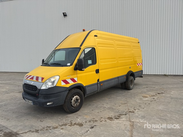2014 Iveco 70C17 4x2 Camion Atelier Service 4x2 Service Truck - 패널 밴, 지자체/ 특수 차량 : 사진 1 2014 Iveco 70C17 4x2 Camion Atelier Service 4x2 Service Truck - 패널 밴, 지자체/ 특수 차량 : 사진 1