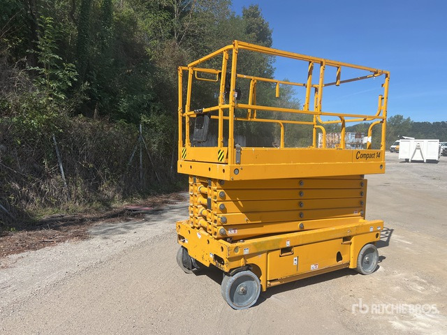 2018 Haulotte Compact 14 Electric Nacelle Ciseaux Electr ... Scissor Lift - 시저 리프트 : 사진 2 2018 Haulotte Compact 14 Electric Nacelle Ciseaux Electr ... Scissor Lift - 시저 리프트 : 사진 2