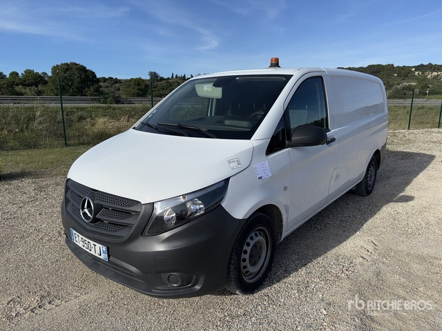 2018 Mercedes-Benz Vito 111 cdi Vehicule Utilitaire Cargo Van - 소형 밴 : 사진 2 2018 Mercedes-Benz Vito 111 cdi Vehicule Utilitaire Cargo Van - 소형 밴 : 사진 2