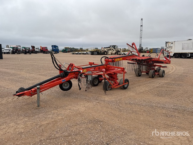 2020 Kuhn GA6632 6.6 m Semi-Mount 2 Rotor Andaineuse Hay Rake - 반전기/ 레이크 : 사진 1 2020 Kuhn GA6632 6.6 m Semi-Mount 2 Rotor Andaineuse Hay Rake - 반전기/ 레이크 : 사진 1