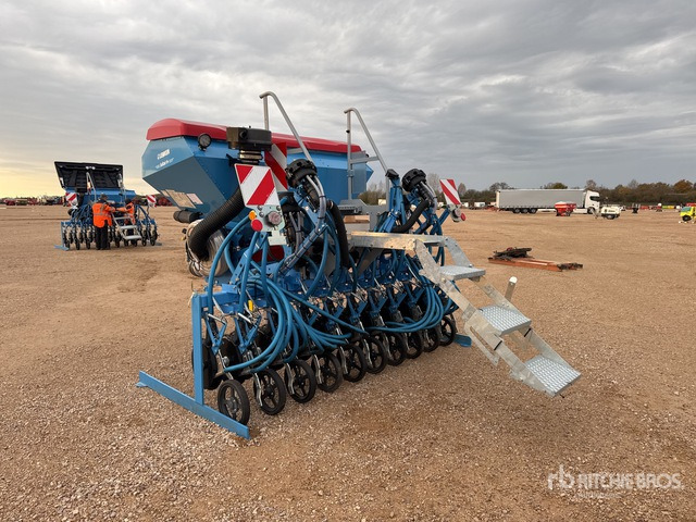 2023 Lemken Solitair 9+/300 3 m 3-Point Combine De Semis (N ... Air Seeder - 파종기 : 사진 3 2023 Lemken Solitair 9+/300 3 m 3-Point Combine De Semis (N ... Air Seeder - 파종기 : 사진 3