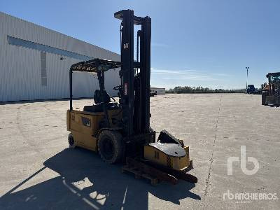 CAT EP35K-PAC 3500 kg Chariot Elevateur Elect ... - 전기 지게차 : 사진 4 CAT EP35K-PAC 3500 kg Chariot Elevateur Elect ... - 전기 지게차 : 사진 4