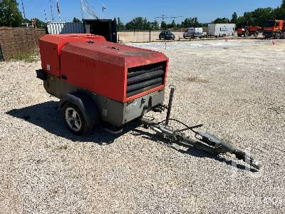 INGERSOLL RAND TYPER1120F751 Compresseur A Air Sur Essieu - 공기 압축기 : 사진 4 INGERSOLL RAND TYPER1120F751 Compresseur A Air Sur Essieu - 공기 압축기 : 사진 4