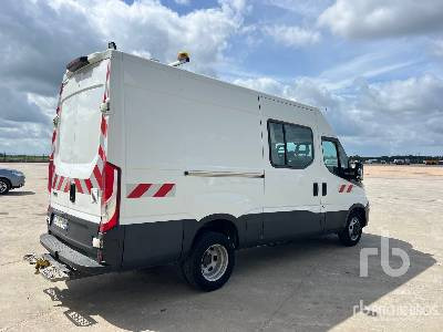 IVECO 35-150 Vehicule Utilitaire - 패널 밴 : 사진 3 IVECO 35-150 Vehicule Utilitaire - 패널 밴 : 사진 3