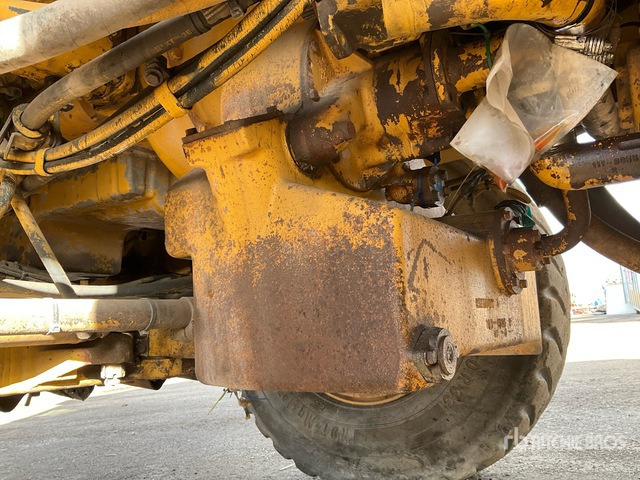2003 Cat 771D (Inoperable) Haul Truck - 리지드 덤프/ 바위 트럭 : 사진 5 2003 Cat 771D (Inoperable) Haul Truck - 리지드 덤프/ 바위 트럭 : 사진 5