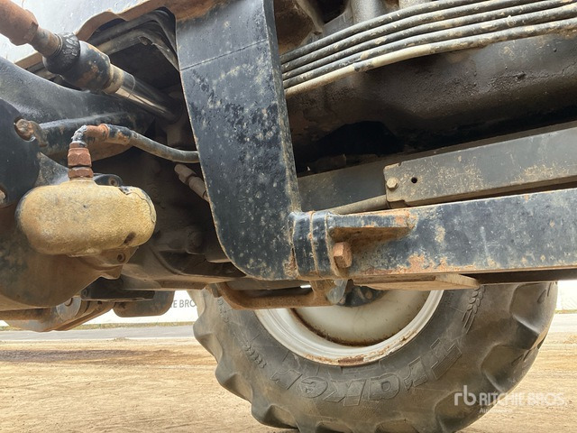 2005 Massey Ferguson 6480 Massey Ferguson 4WD Tractor 4WD Tractor - 장궤형 트랙터 : 사진 5 2005 Massey Ferguson 6480 Massey Ferguson 4WD Tractor 4WD Tractor - 장궤형 트랙터 : 사진 5