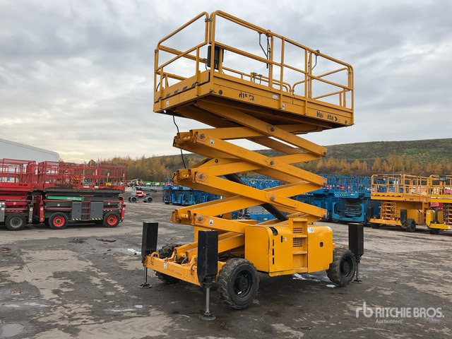 2014 Haulotte H15SDX 4x4 Diesel Scissor Lift - 시저 리프트 : 사진 1 2014 Haulotte H15SDX 4x4 Diesel Scissor Lift - 시저 리프트 : 사진 1
