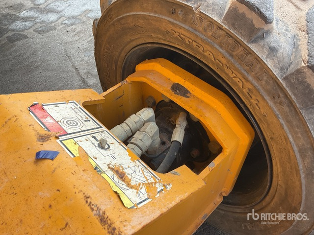 2014 Haulotte H15SDX 4x4 Diesel Scissor Lift - 시저 리프트 : 사진 5 2014 Haulotte H15SDX 4x4 Diesel Scissor Lift - 시저 리프트 : 사진 5