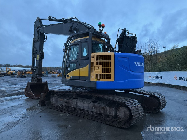 2014 Volvo ECR235DL Tracked Excavator - 크롤러 굴삭기 : 사진 3 2014 Volvo ECR235DL Tracked Excavator - 크롤러 굴삭기 : 사진 3