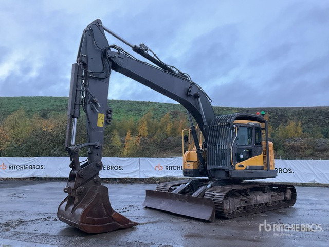 2014 Volvo ECR235DL Tracked Excavator - 크롤러 굴삭기 : 사진 2 2014 Volvo ECR235DL Tracked Excavator - 크롤러 굴삭기 : 사진 2