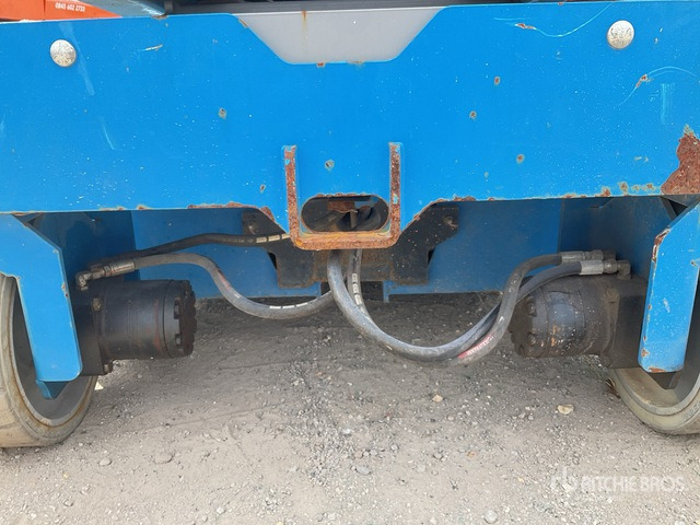 시저 리프트 2016 Genie GS3246 Electric (Inoperable) Scissor Lift : 사진 6 시저 리프트 2016 Genie GS3246 Electric (Inoperable) Scissor Lift : 사진 6