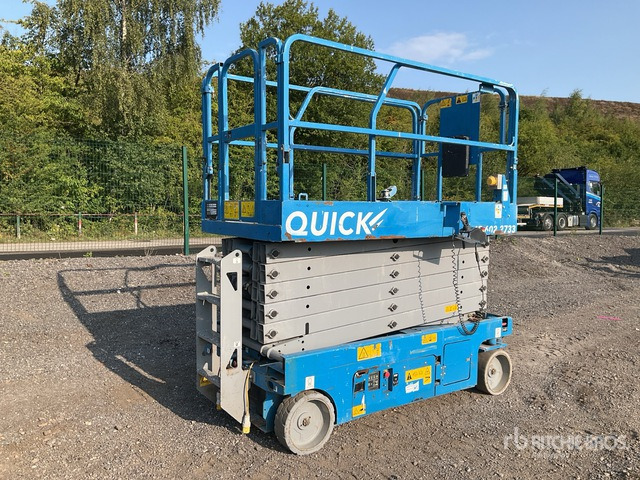 2017 Genie GS-4047 Electric Scissor Lift - 시저 리프트 : 사진 1 2017 Genie GS-4047 Electric Scissor Lift - 시저 리프트 : 사진 1