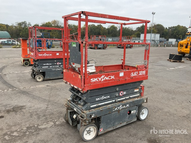 2017 Skyjack SJlll3219 2017 Skyjack SJlll3219 Scissor Lift Scissor Lift - 시저 리프트 : 사진 3 2017 Skyjack SJlll3219 2017 Skyjack SJlll3219 Scissor Lift Scissor Lift - 시저 리프트 : 사진 3