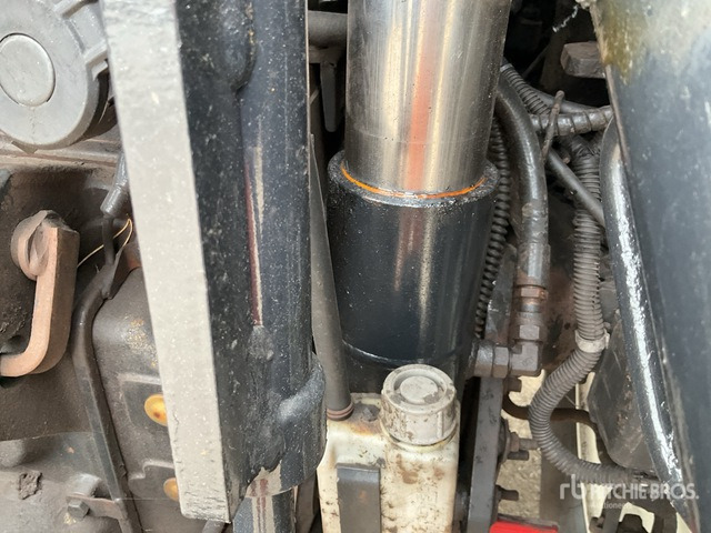 장궤형 트랙터 2020 New Holland T6.145 4WD Tractor : 사진 6