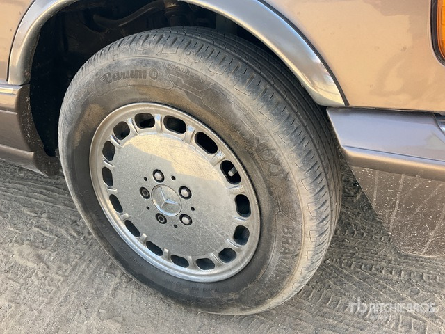 1988 Mercedes-Benz 560SEL Automobile - 차량 : 사진 5 1988 Mercedes-Benz 560SEL Automobile - 차량 : 사진 5