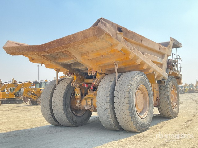 2001 Komatsu HD785-5 - 리지드 덤프/ 바위 트럭 : 사진 3 2001 Komatsu HD785-5 - 리지드 덤프/ 바위 트럭 : 사진 3