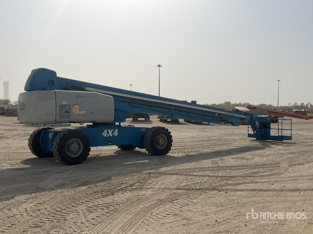 2002 Genie S125 4WD Diesel Telescopic Boom Lift - 텔레스코픽 붐 : 사진 3 2002 Genie S125 4WD Diesel Telescopic Boom Lift - 텔레스코픽 붐 : 사진 3