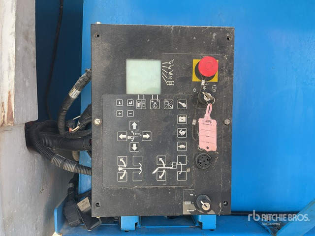 2002 Genie S125 4WD Diesel Telescopic Boom Lift - 텔레스코픽 붐 : 사진 5 2002 Genie S125 4WD Diesel Telescopic Boom Lift - 텔레스코픽 붐 : 사진 5