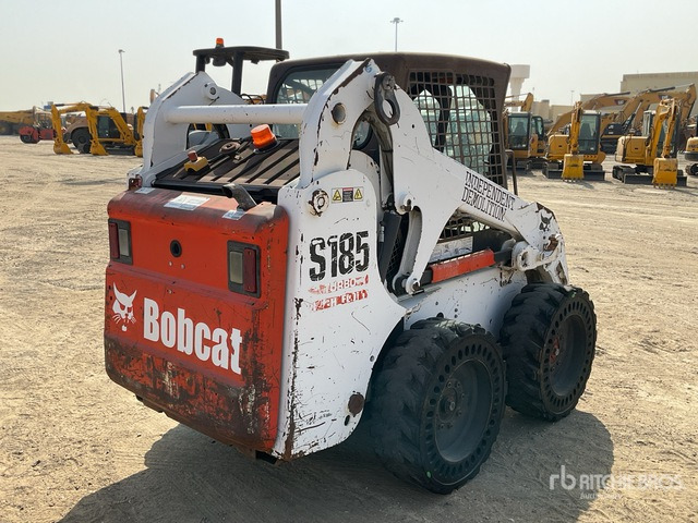 2004 Bobcat S185 - 스키드 스티어 로더 : 사진 3 2004 Bobcat S185 - 스키드 스티어 로더 : 사진 3