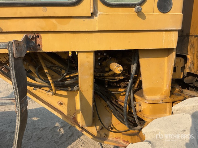 2005 Cat 14H - 그레이더 : 사진 5 2005 Cat 14H - 그레이더 : 사진 5