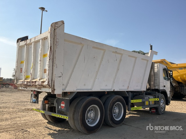 2005 Volvo FM12-380 6x4 T/A Dump Truck - 덤프트럭 : 사진 3 2005 Volvo FM12-380 6x4 T/A Dump Truck - 덤프트럭 : 사진 3