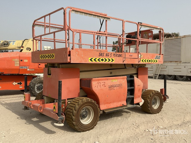 2007 JLG 4394 RT 4x4 Diesel Scissor Lift - 시저 리프트 : 사진 4 2007 JLG 4394 RT 4x4 Diesel Scissor Lift - 시저 리프트 : 사진 4