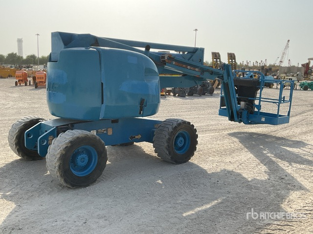 2007 JLG 450AJ 4WD Diesel Articulating Boom Lift - 관절 붐 : 사진 3 2007 JLG 450AJ 4WD Diesel Articulating Boom Lift - 관절 붐 : 사진 3