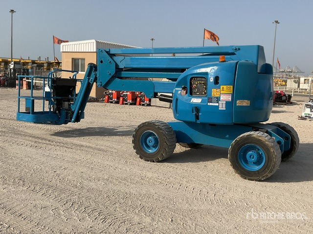 2007 JLG 450AJ 4WD Diesel Articulating Boom Lift - 관절 붐 : 사진 4 2007 JLG 450AJ 4WD Diesel Articulating Boom Lift - 관절 붐 : 사진 4