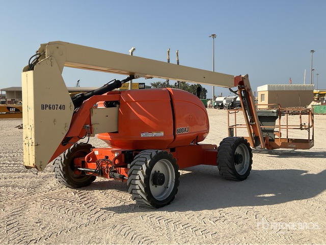 2007 JLG 600AJ 4WD Gasoline Articulating Boom Lift - 관절 붐 : 사진 5 2007 JLG 600AJ 4WD Gasoline Articulating Boom Lift - 관절 붐 : 사진 5