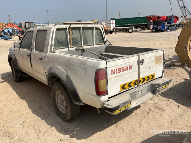 2008 Nissan 4x4 Crew Cab (Inoperable) Pickup - 픽업트럭 : 사진 3 2008 Nissan 4x4 Crew Cab (Inoperable) Pickup - 픽업트럭 : 사진 3